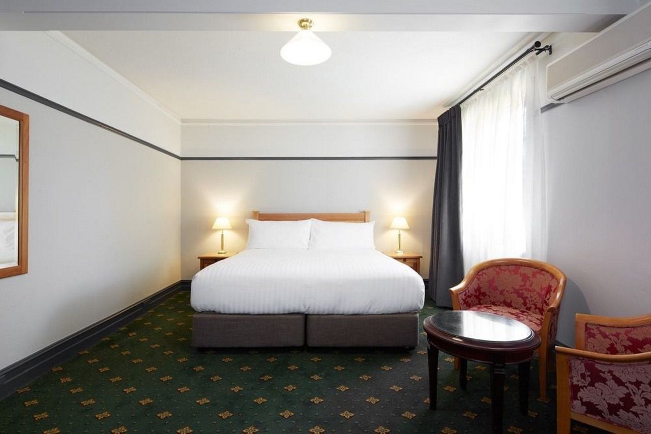 布拉西酒店 - 由多玛酒店管理 堪培拉 外观 照片